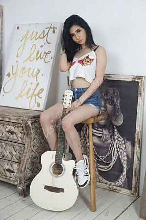 Самира, метро Бауманская