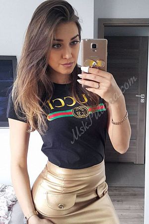 Дарина, метро Тверская