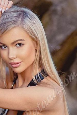 Лина, метро Университет