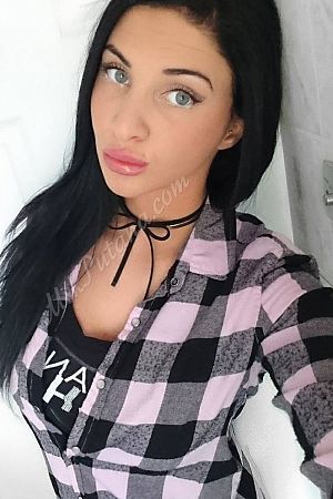 Валерия, метро Перово