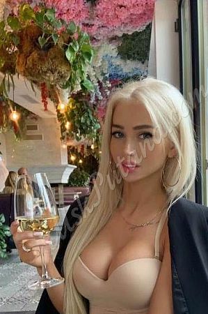 Яна, метро Медведково