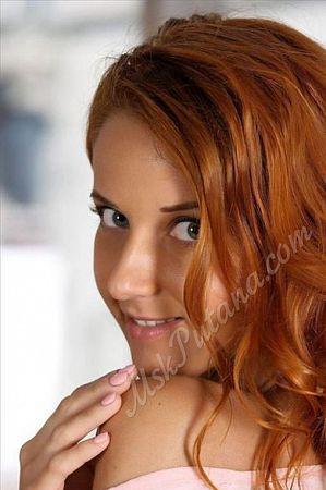 Ника, метро Щербинка