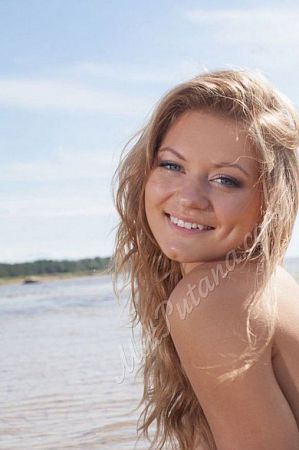 Елена, метро Панфиловская