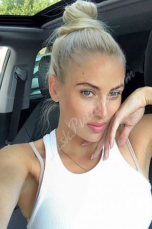 Лена, метро Тёплый Стан