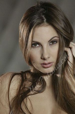 Антонина, метро Смоленская