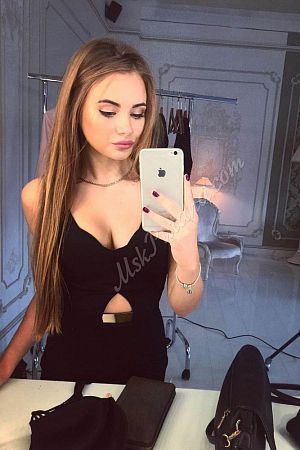 Таня, метро Красносельская