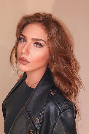 Анжелла, метро Видное