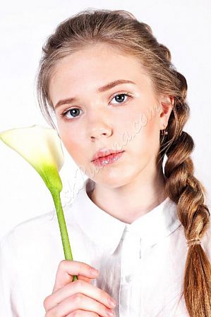 Анжелла, метро Выставочная