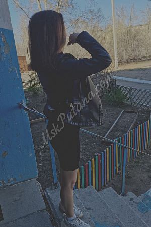 Лена, метро Чертановская