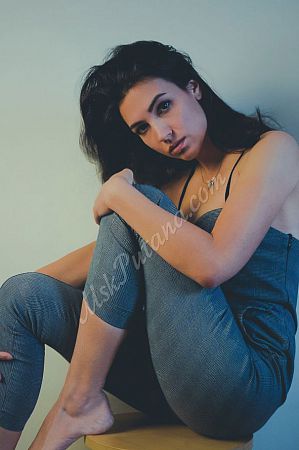 Катерина, метро Братиславская