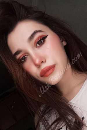 Анна, метро Митино