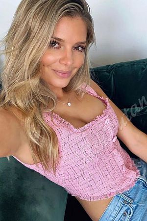 Анна, метро Мичуринский проспект