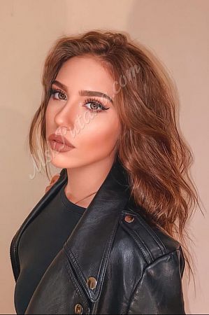 Анжелла, метро Пражская