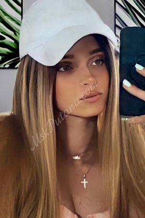 Анжелла, метро Бульвар Рокоссовского