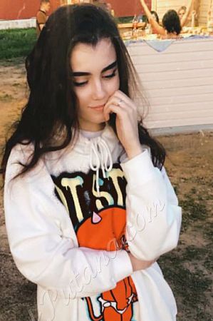 Анна, метро Строгино