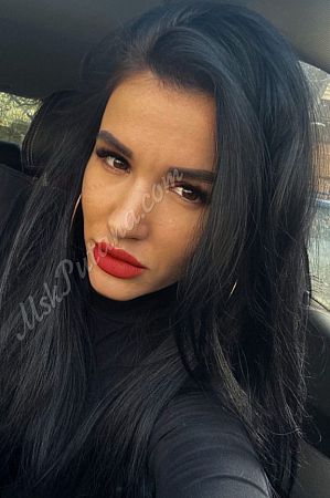 Анна, метро Профсоюзная