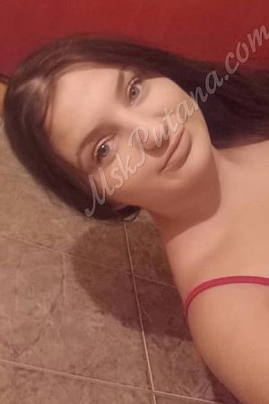 Лена, метро Пушкинская