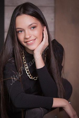 Анна, метро Хорошёвская