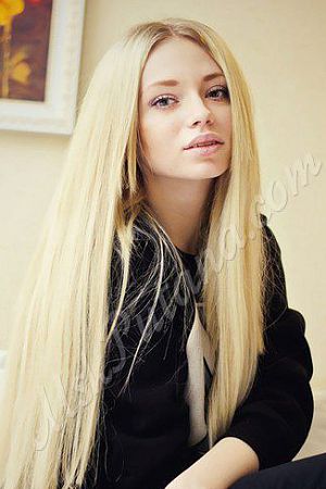 Лена, метро Октябрьское Поле