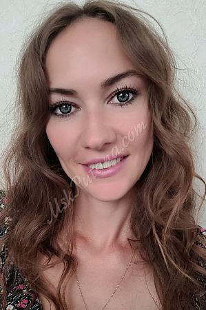 Анжелла, метро Цветной бульвар