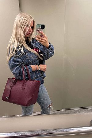 Вика, метро Савёловская