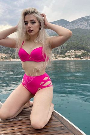 Лена, метро Выхино