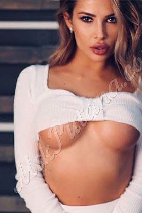 Лена, метро Китай-город