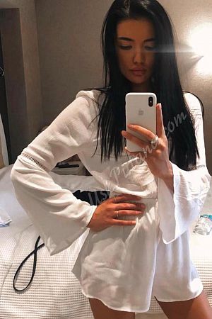 ОЛЯ, метро Лесопарковая