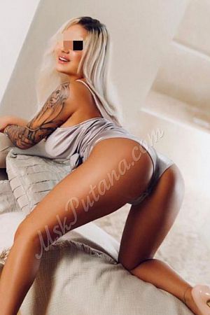 ВИКА, метро Театральная