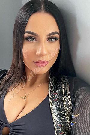 Анжелла, метро Курская