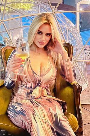 Лена, метро Пушкинская