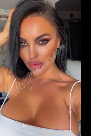 Анжелла, метро Парк Победы