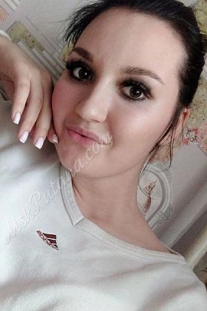 Катя, метро ЗИЛ