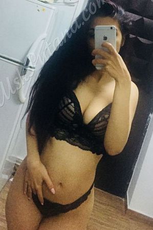 Лара, метро Селигерская