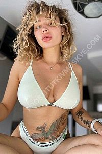 Алина, метро Люблино