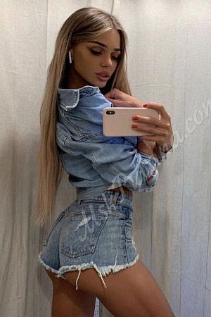 Кира, метро Нижегородская