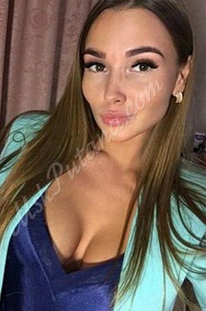 Марина, метро Трубная