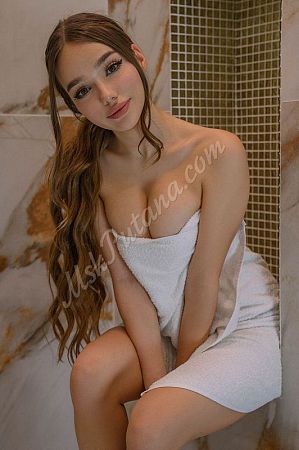 Агата, метро Ленинский проспект