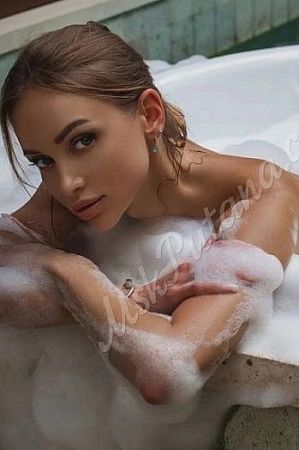 Агата, метро Румянцево